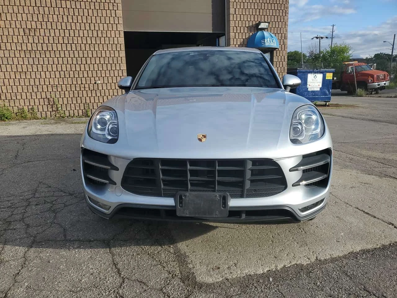 Porsche Macan * AWD 4dr Turbo * CARFAX * ОПЦИЯ ЗА ФИНАНСИРАНЕ, снимка 6 - Автомобили и джипове - 55326861