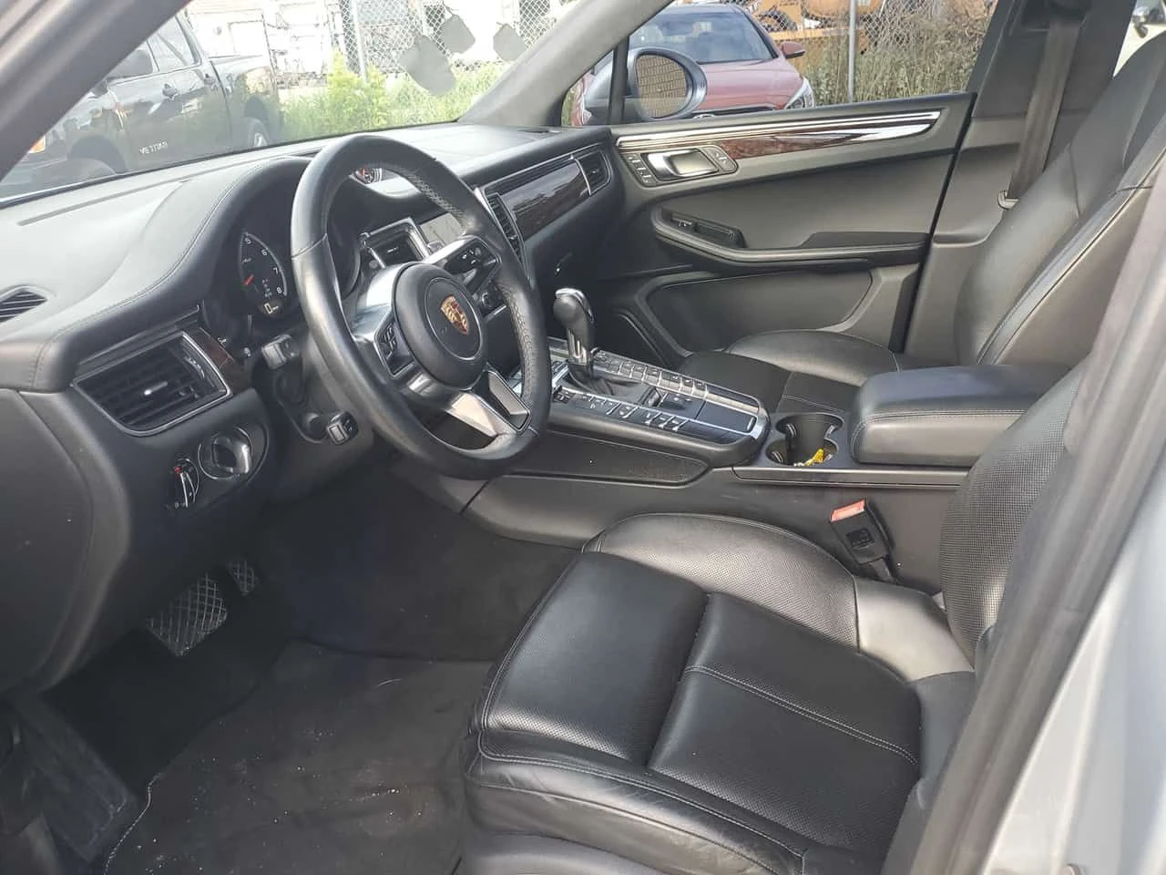 Porsche Macan * AWD 4dr Turbo * CARFAX * ОПЦИЯ ЗА ФИНАНСИРАНЕ, снимка 5 - Автомобили и джипове - 55326861
