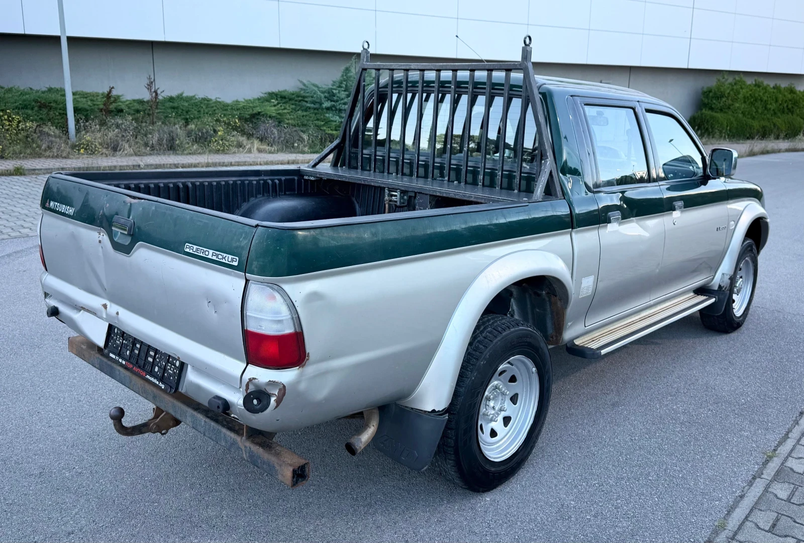 Mitsubishi L200 2.5TDi/133kc/4WD/Двойна кабина/Климатроник/Лебедка, снимка 4 - Автомобили и джипове - 55629698