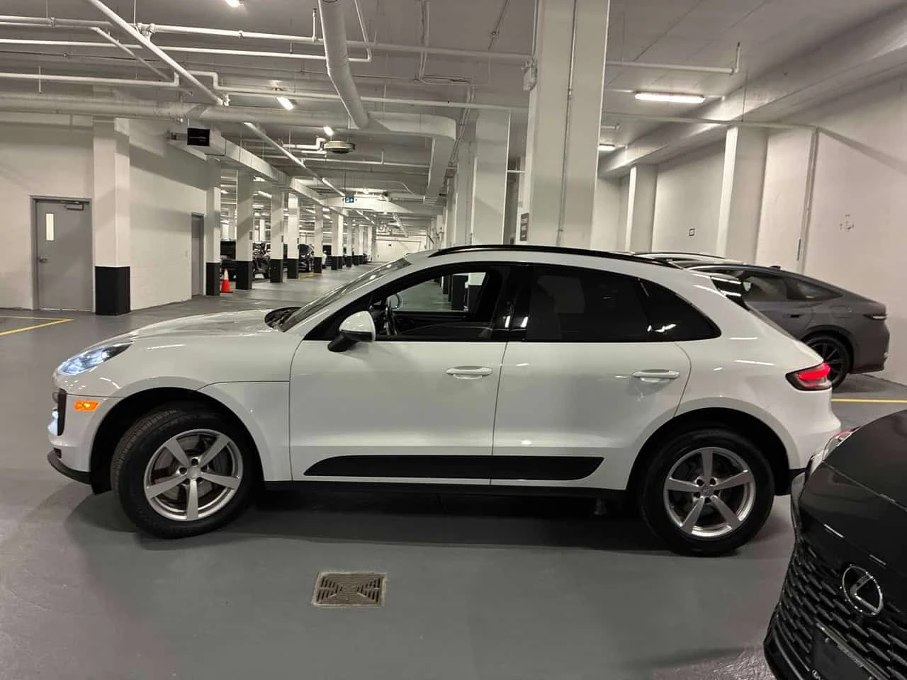 Porsche Macan * S * KEYLESS * КАМЕРА* ПОДГРЕВ* , снимка 3 - Автомобили и джипове - 56706357