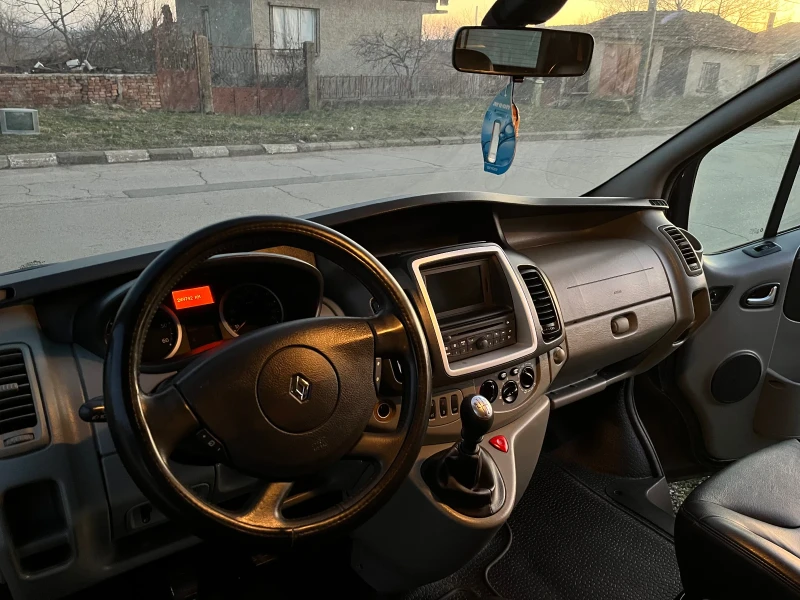 Renault Trafic 150коня, снимка 10 - Бусове и автобуси - 48742480