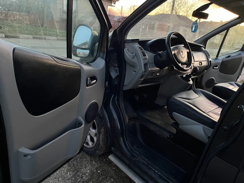 Renault Trafic 150коня, снимка 9 - Бусове и автобуси - 48742480