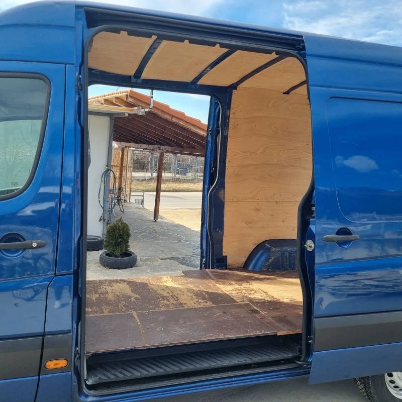 VW Crafter 136ps, снимка 6 - Бусове и автобуси - 48796433