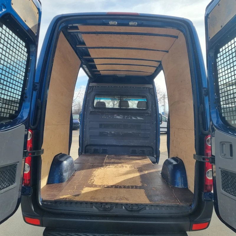 VW Crafter 136ps, снимка 7 - Бусове и автобуси - 48796433