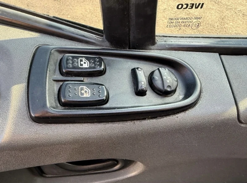 Iveco 35c13 Хладилен, снимка 15 - Бусове и автобуси - 52777017