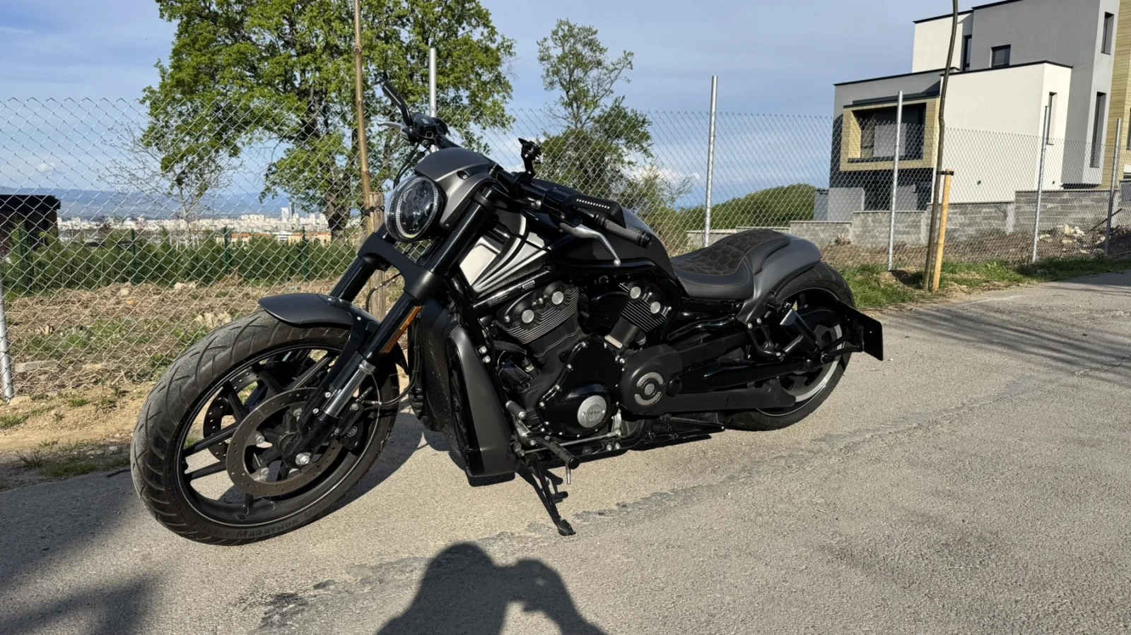Harley-Davidson V-Rod Night Rod Special - изображение 6