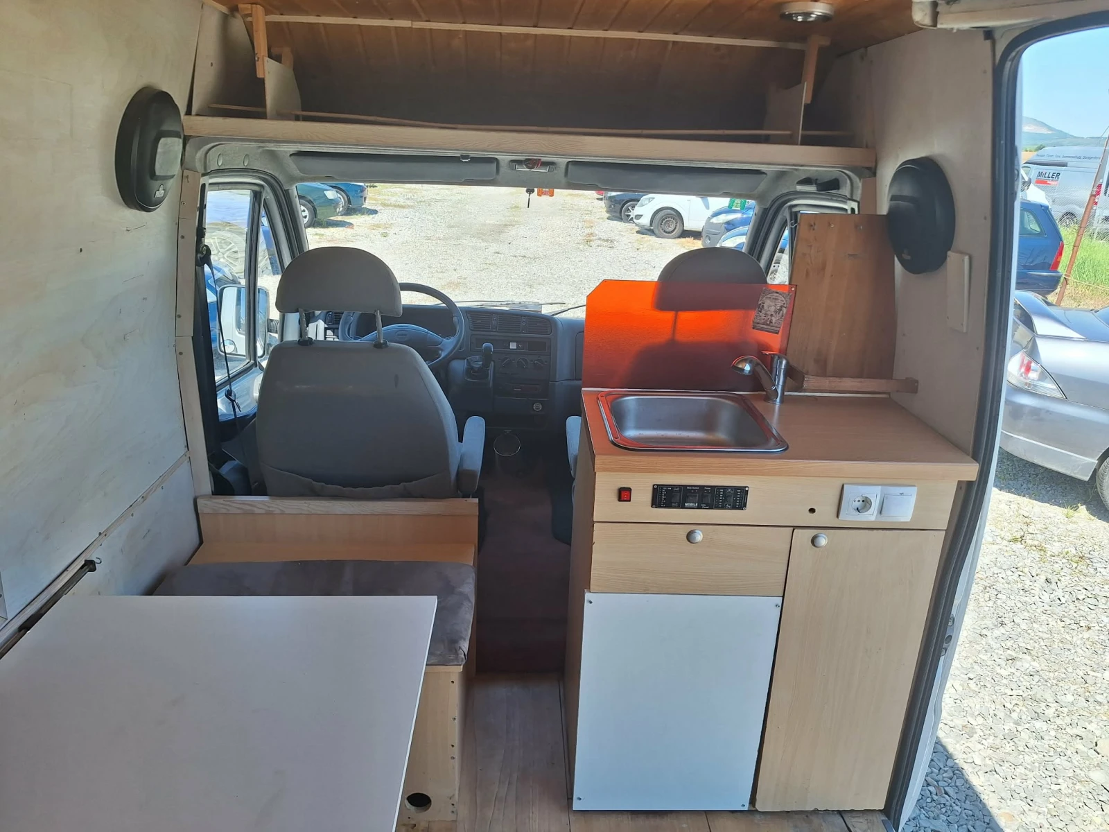 Кемпер Fiat 230L, снимка 10 - Каравани и кемпери - 54436719