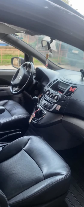 Mitsubishi Grandis, снимка 5