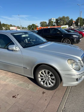 Mercedes-Benz E 220, снимка 11