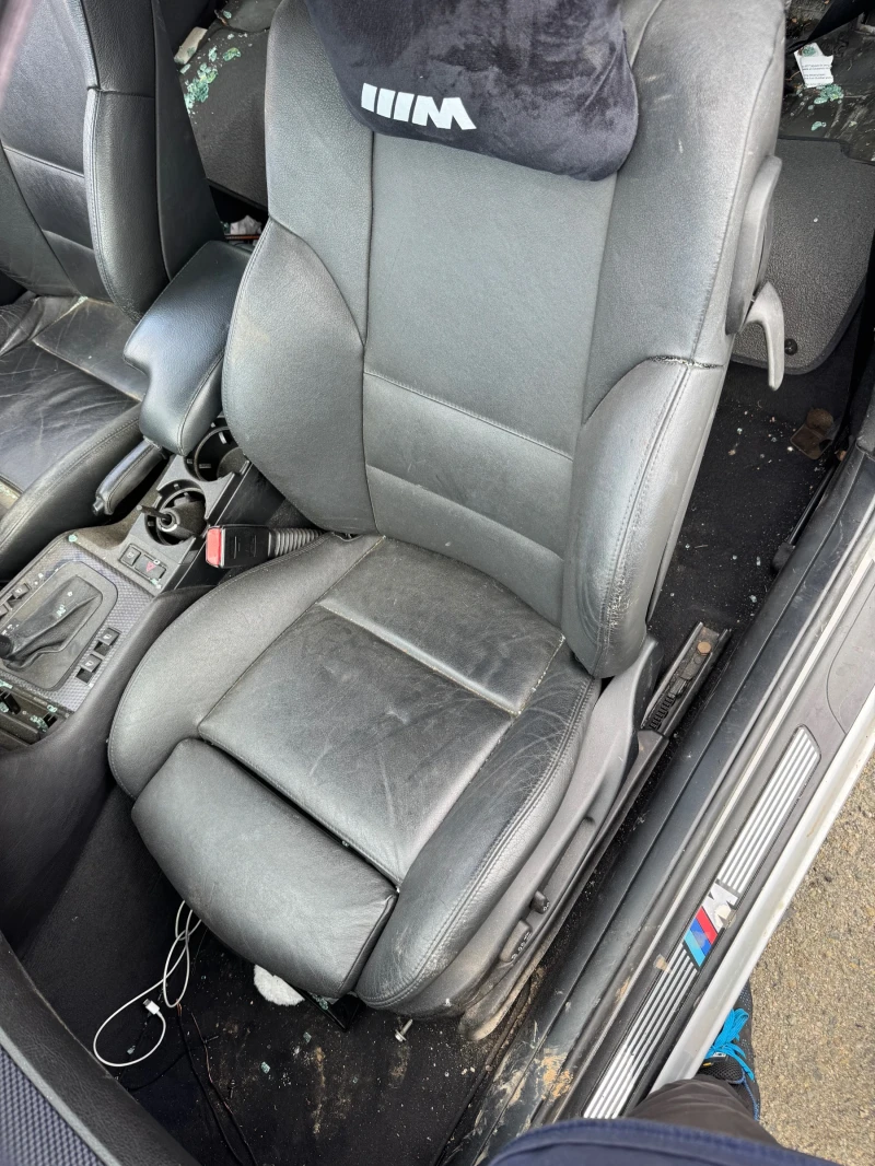 BMW 330 И м пакет, снимка 7 - Автомобили и джипове - 52349425