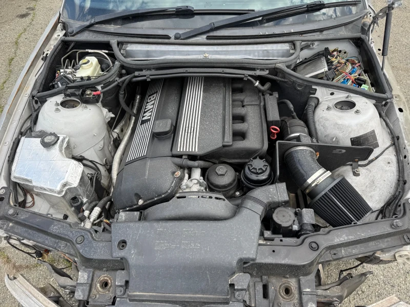 BMW 330 И м пакет, снимка 8 - Автомобили и джипове - 52349425