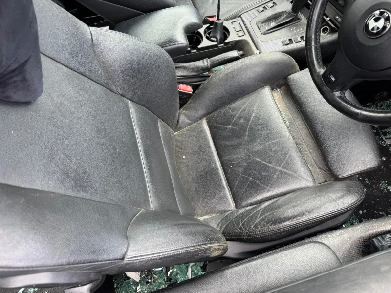 BMW 330 И м пакет, снимка 6 - Автомобили и джипове - 52349425