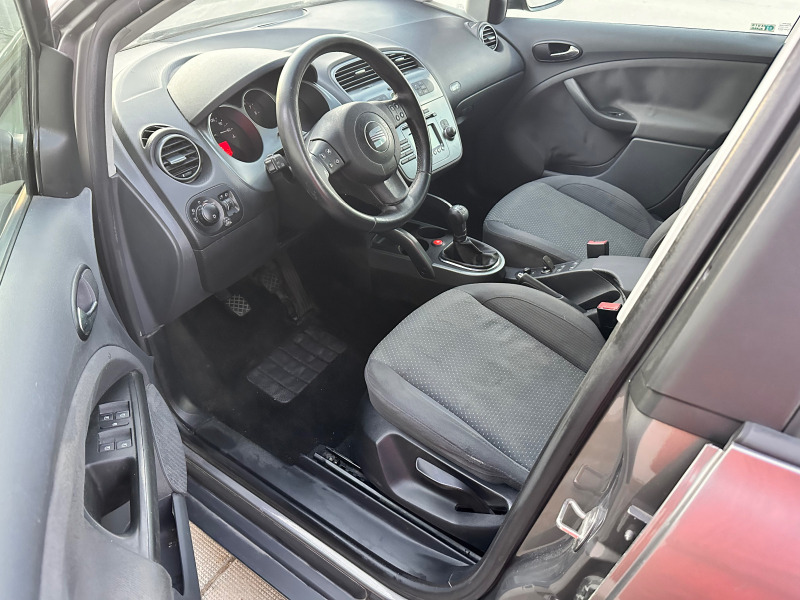 Seat Altea 1.6 , снимка 9 - Автомобили и джипове - 46353832