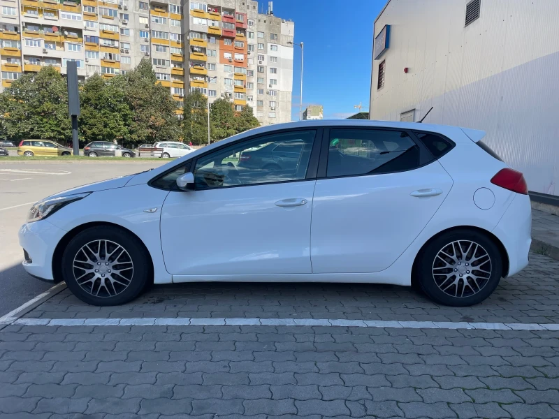 Kia Ceed 1, 4 16V, снимка 2 - Автомобили и джипове - 47476962