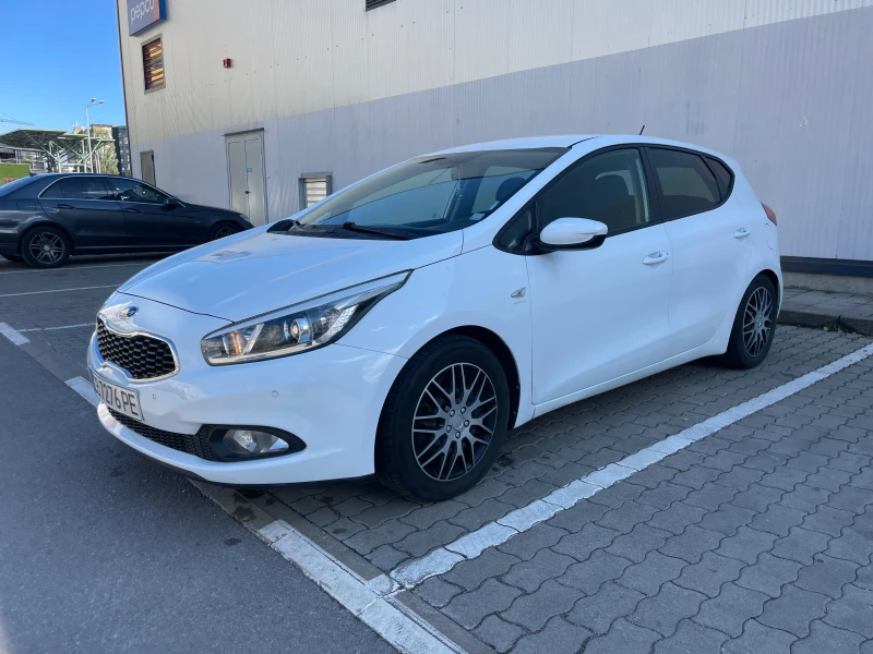 Kia Ceed 1, 4 16V, снимка 1 - Автомобили и джипове - 47476962