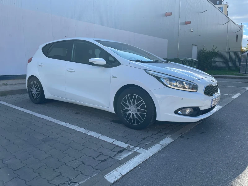 Kia Ceed 1, 4 16V, снимка 7 - Автомобили и джипове - 47409202