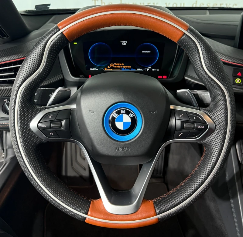 BMW i8 Coupe* Facelift* xDrive* Carbon* HuD* H/K, снимка 14 - Автомобили и джипове - 49531053