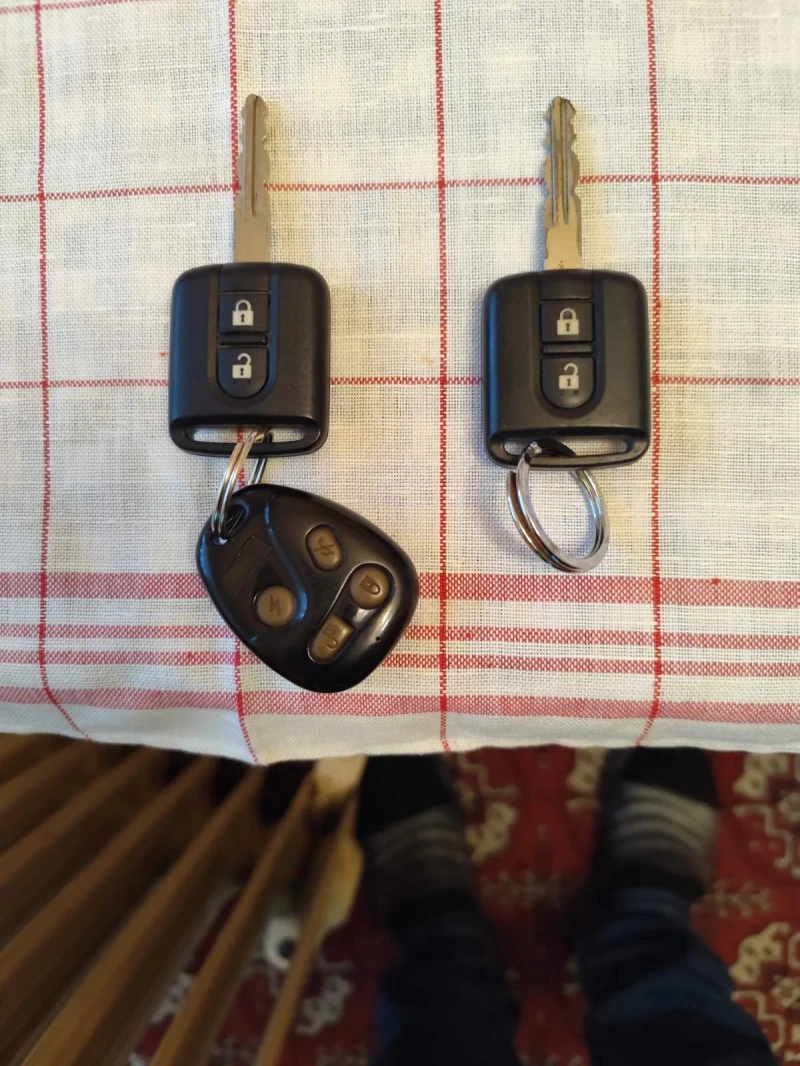 Nissan Note, снимка 11 - Автомобили и джипове - 52084458