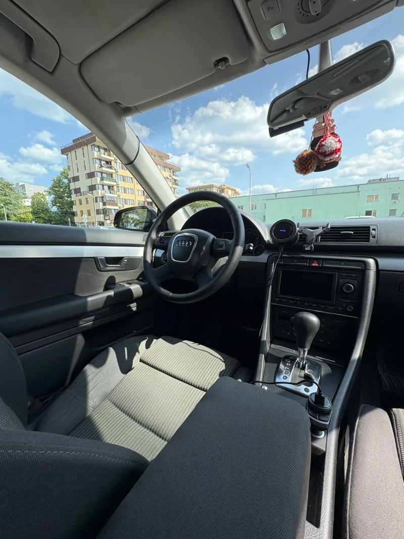 Audi A4 2.0 TDI, снимка 6 - Автомобили и джипове - 52787935