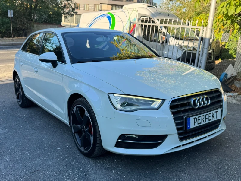 Audi A3 1.6TDI* S-Tronic, снимка 2 - Автомобили и джипове - 52036192