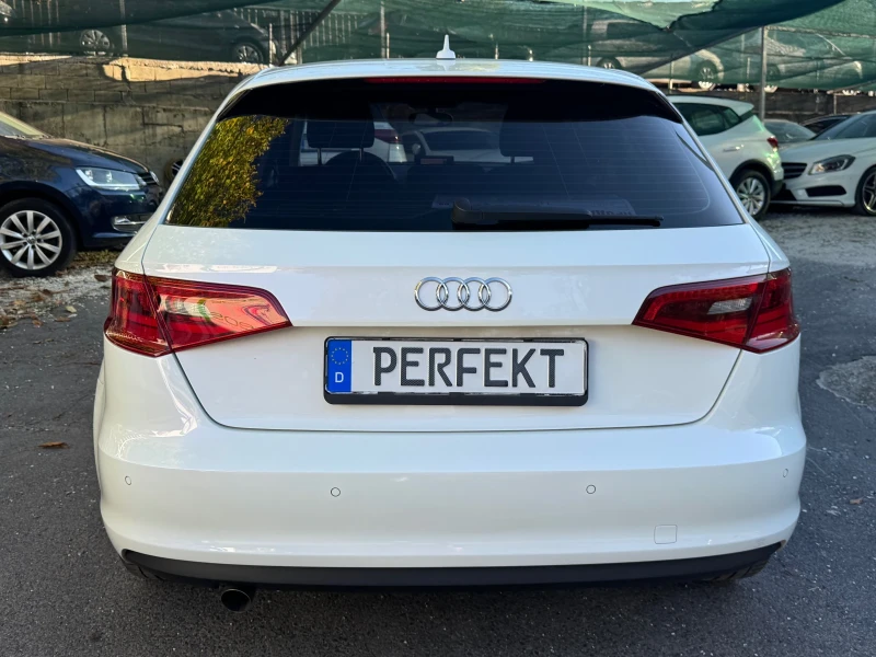 Audi A3 1.6TDI* S-Tronic, снимка 4 - Автомобили и джипове - 52036192