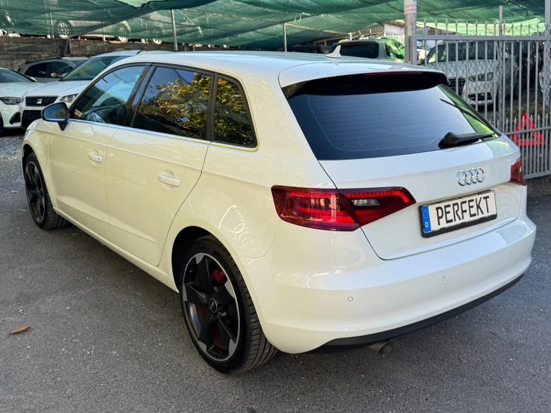 Audi A3 1.6TDI* S-Tronic, снимка 5 - Автомобили и джипове - 52036192