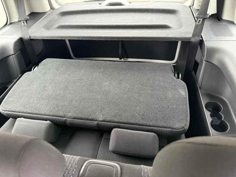 VW Caddy DSG+ Maxi+ 2.0TDI+ 150kc+ 7места, снимка 10 - Автомобили и джипове - 52545808