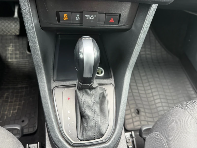 VW Caddy DSG+ Maxi+ 2.0TDI+ 150kc+ 7места, снимка 14 - Автомобили и джипове - 52545808