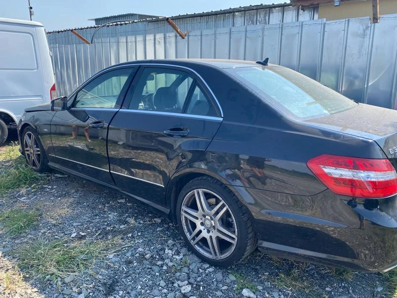 Mercedes-Benz E 350 Амг пакет 7 г, снимка 5 - Автомобили и джипове - 34208789