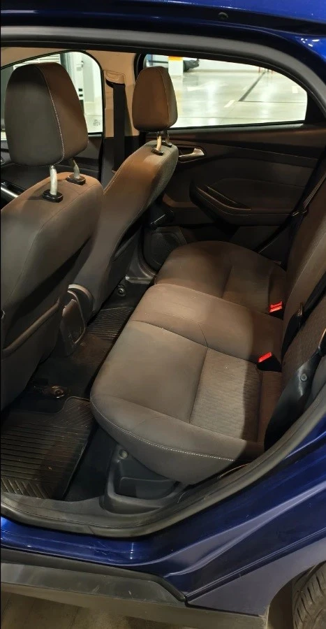Ford Focus 1.0 ECOboost, снимка 7 - Автомобили и джипове - 54339981