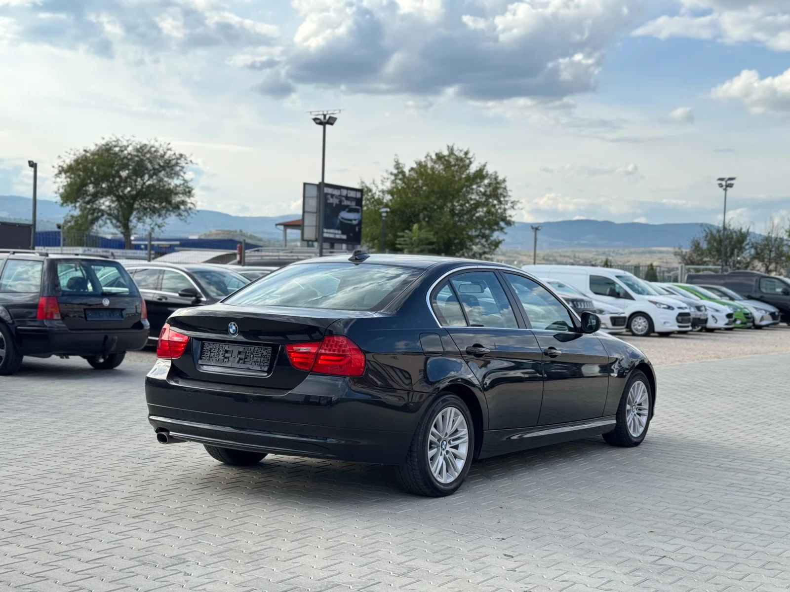 BMW 320 320D NAVI KOJA TOP AVTOMAT - изображение 4