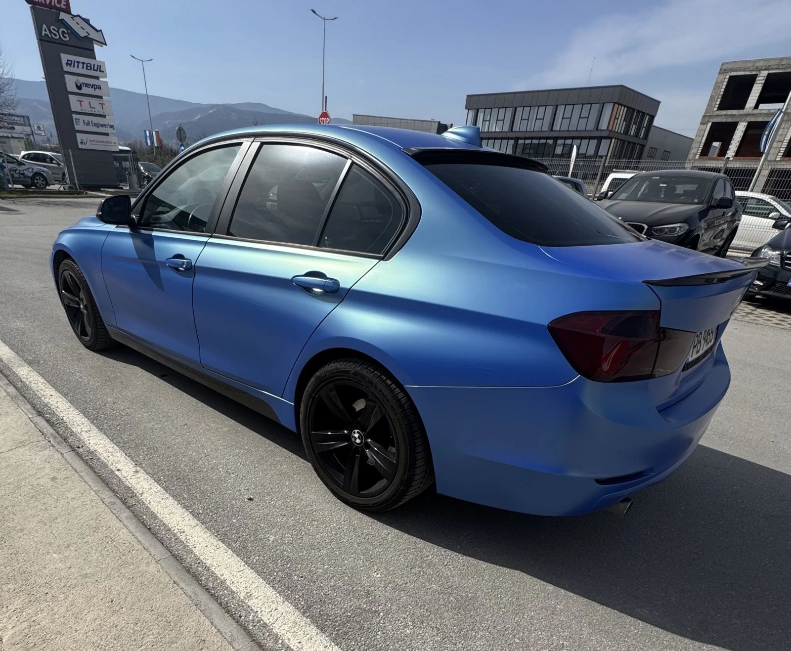 BMW 320 F30 - изображение 3