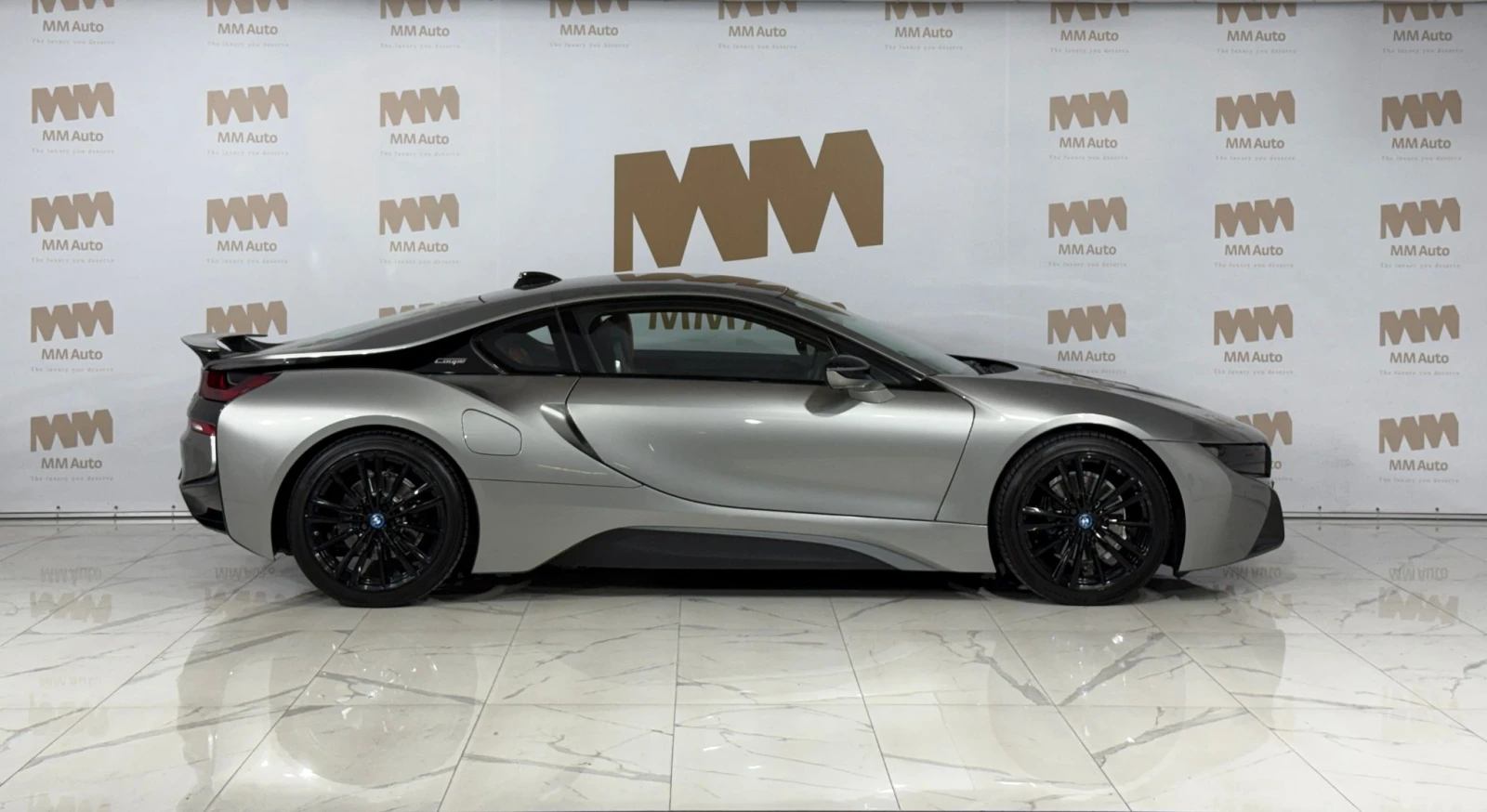 BMW i8 Coupe* xDrive* Carbon* HuD* Harman/Kardon - изображение 2