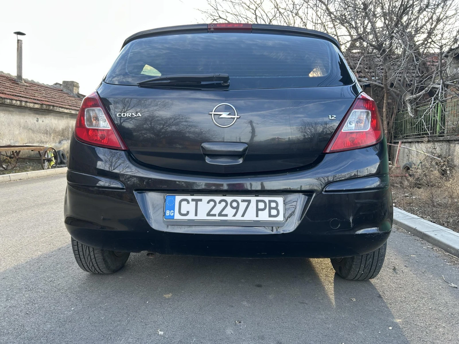 Opel Corsa 1.2 - изображение 8