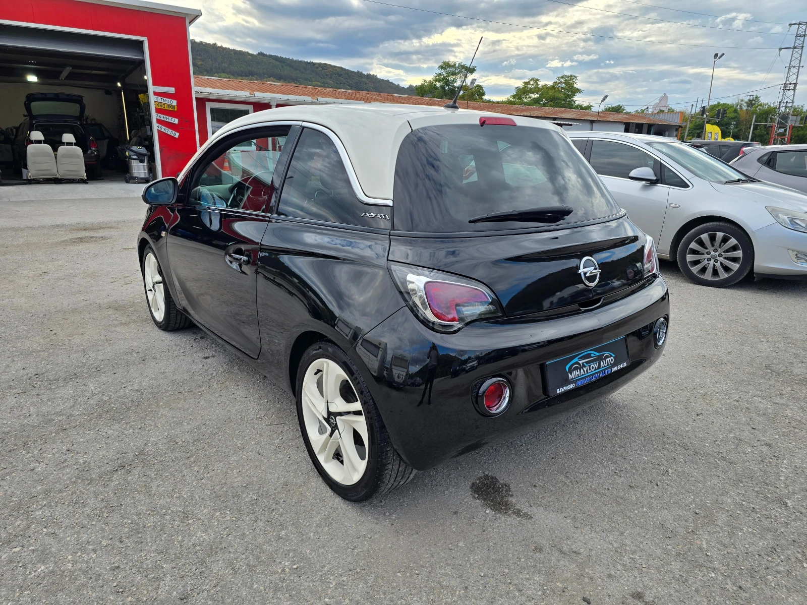 Opel Adam 1.2i КАТО НОВА - изображение 5