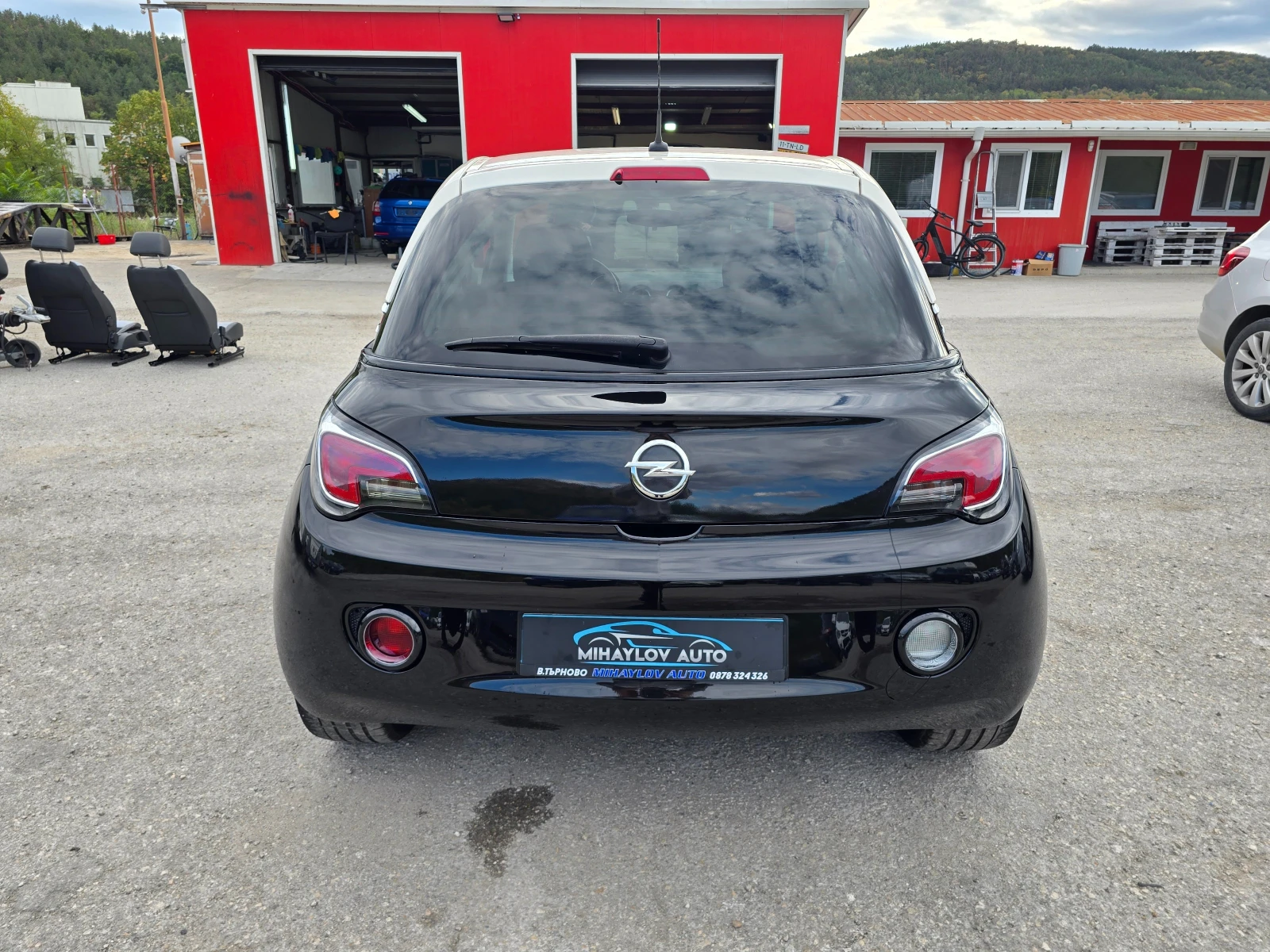 Opel Adam 1.2i КАТО НОВА - изображение 4