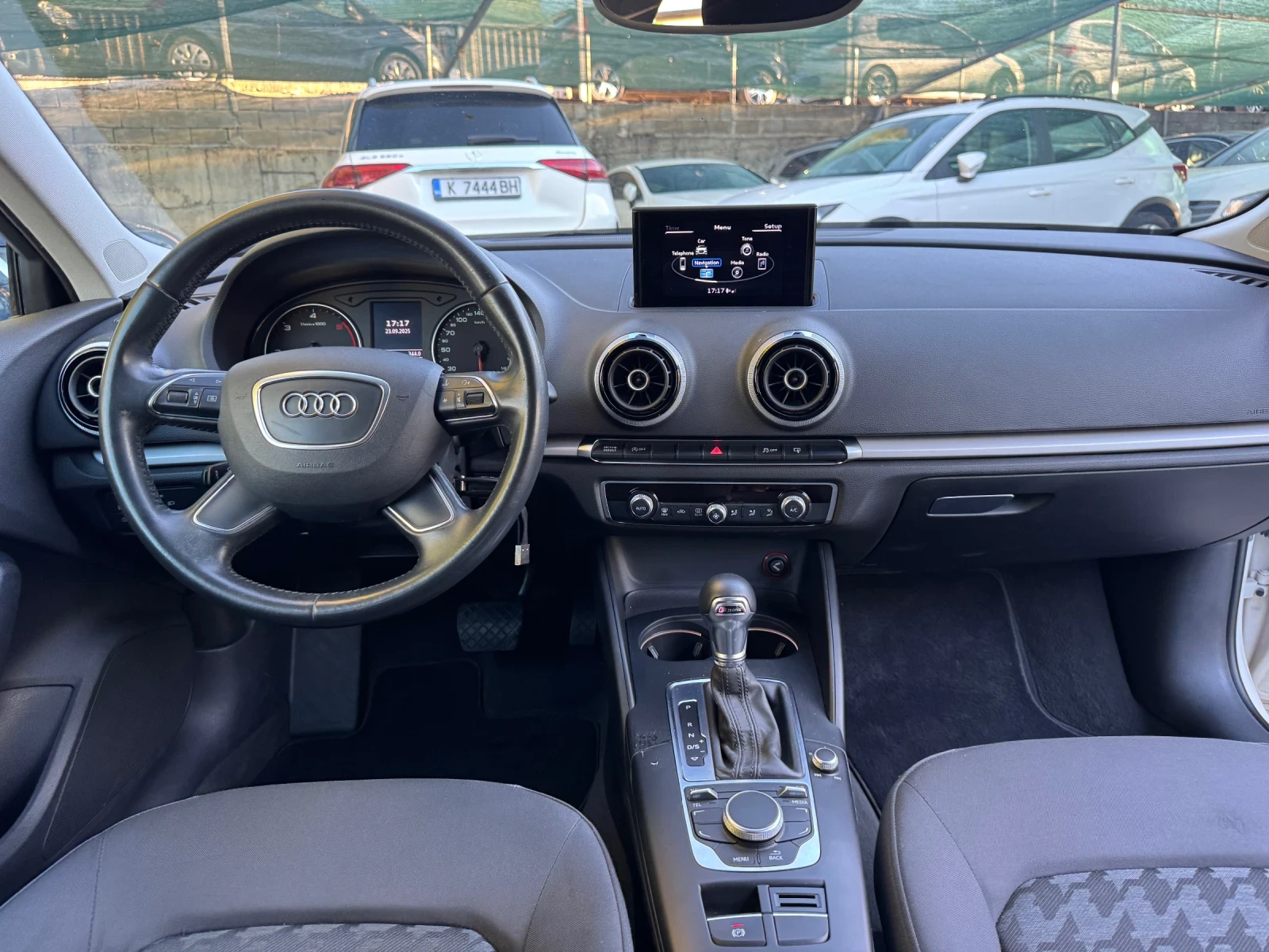 Audi A3 1.6TDI* S-Tronic - изображение 6