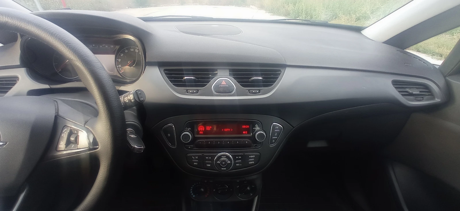 Opel Corsa Е.1.4/90кс Без Турбо* , снимка 13 - Автомобили и джипове - 53853718