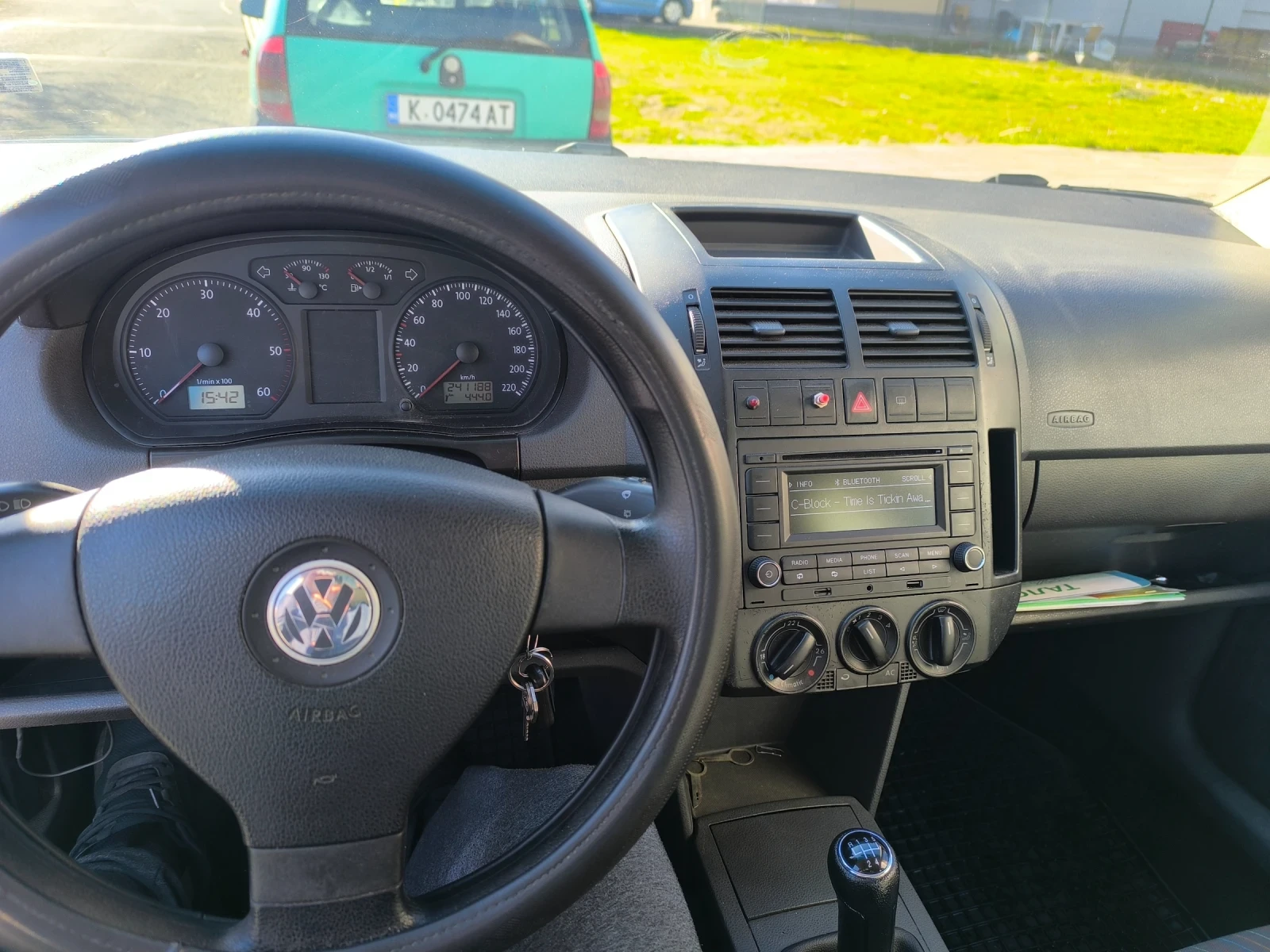 VW Polo, снимка 12 - Автомобили и джипове - 54058434