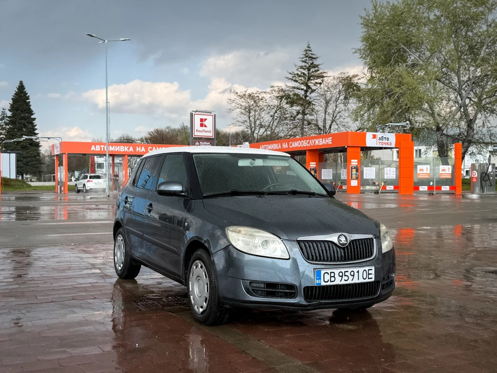 Skoda Fabia MK II, снимка 3 - Автомобили и джипове - 54239615