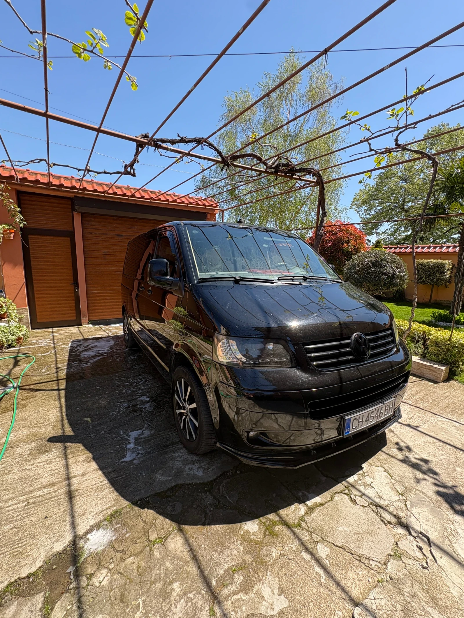 VW Multivan 2.5TDI 174кс. 