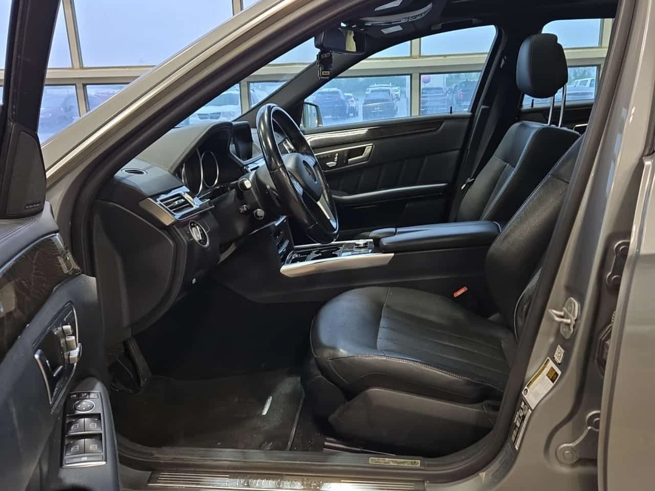Mercedes-Benz E 55 * 550 * CARFAX * ЦЕНА ДО БГ, снимка 11 - Автомобили и джипове - 55001646
