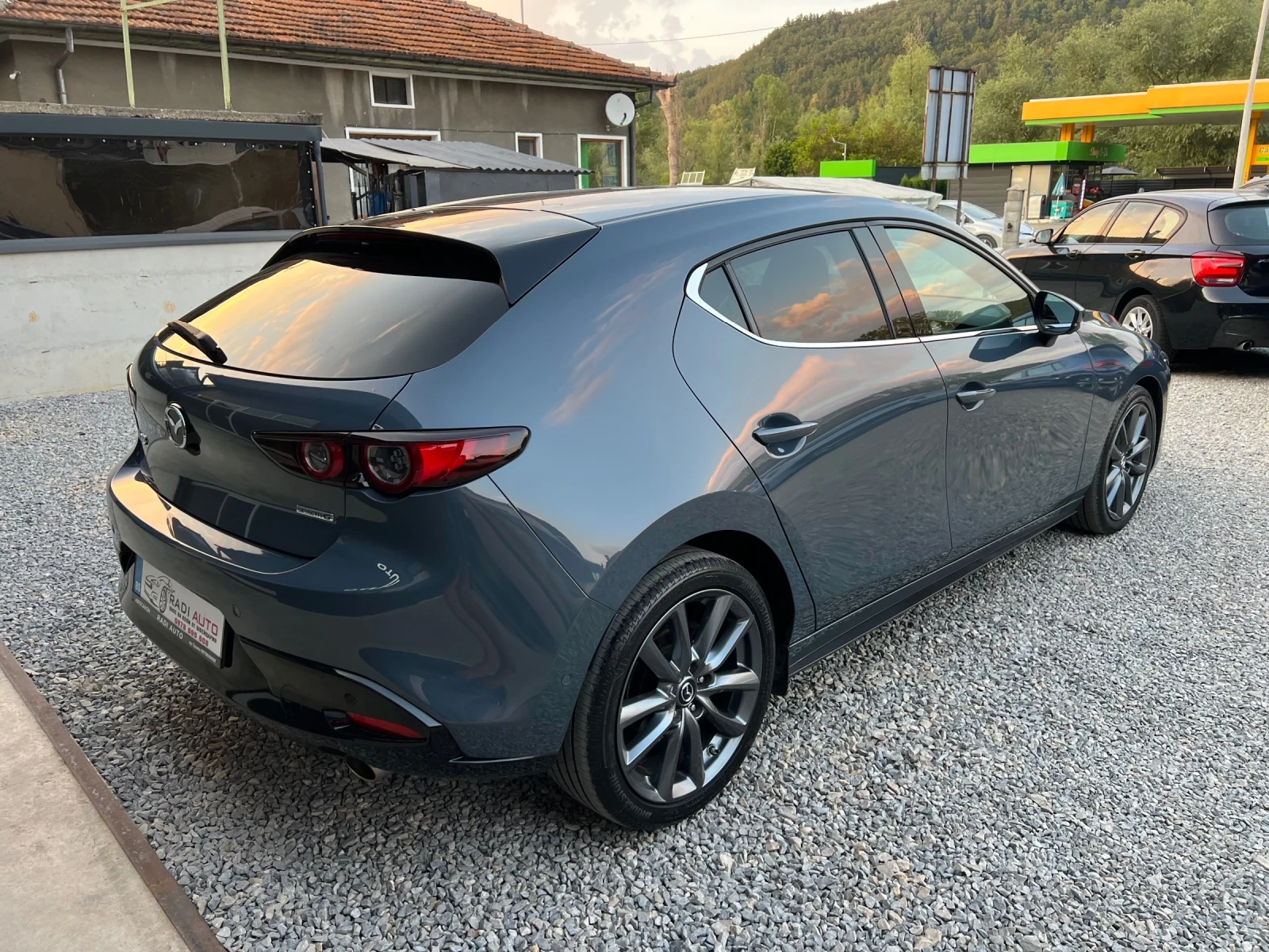 Mazda 3 2.0i Бензин ШВЕЙЦАРИЯ, снимка 3 - Автомобили и джипове - 55593196