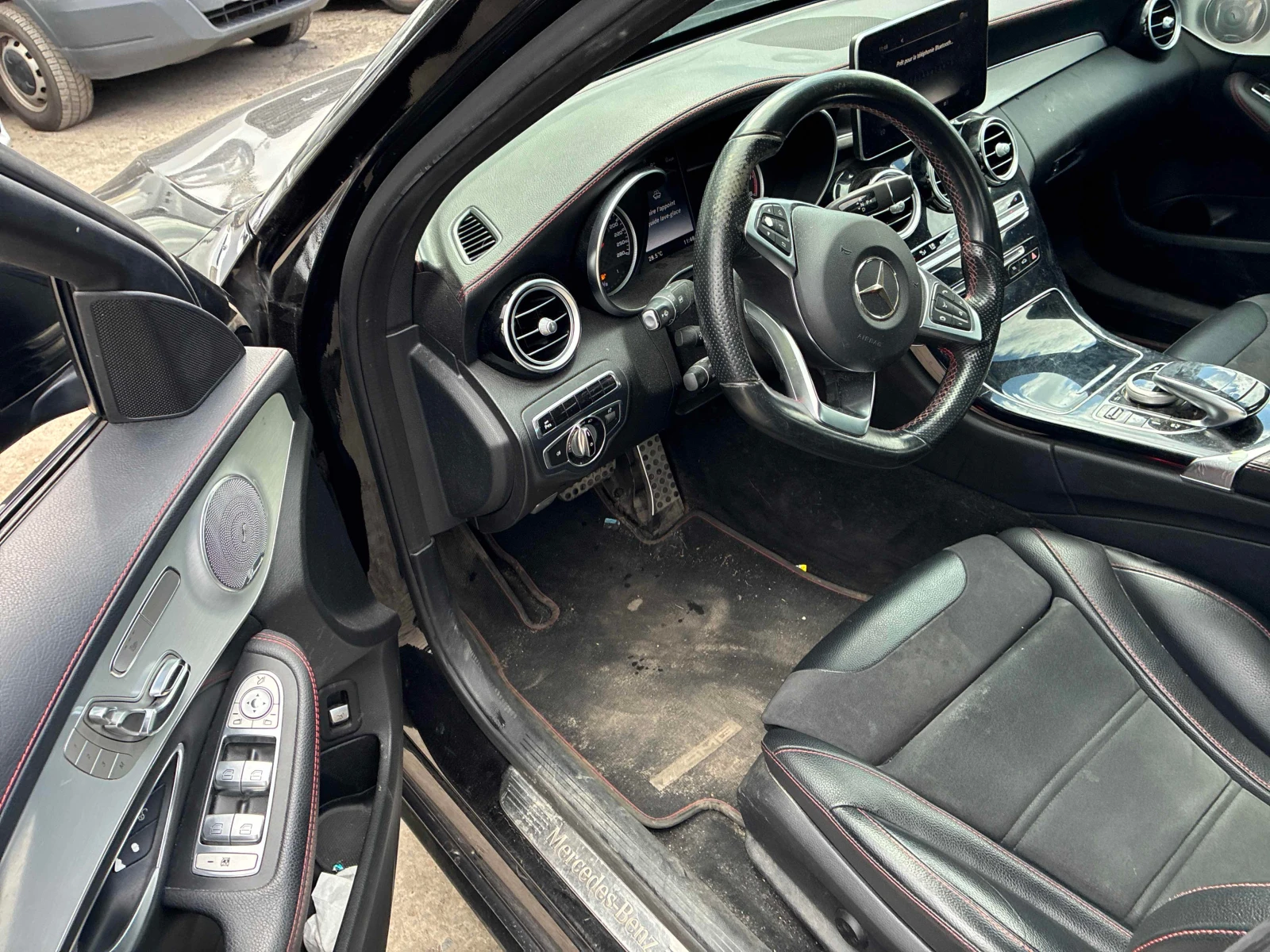 Mercedes-Benz C 450 AMG CARFAX | АВТОКРЕДИТ БЕЗ ПЪРВОНАЧАЛНА ВНОСКА, снимка 7 - Автомобили и джипове - 55955076