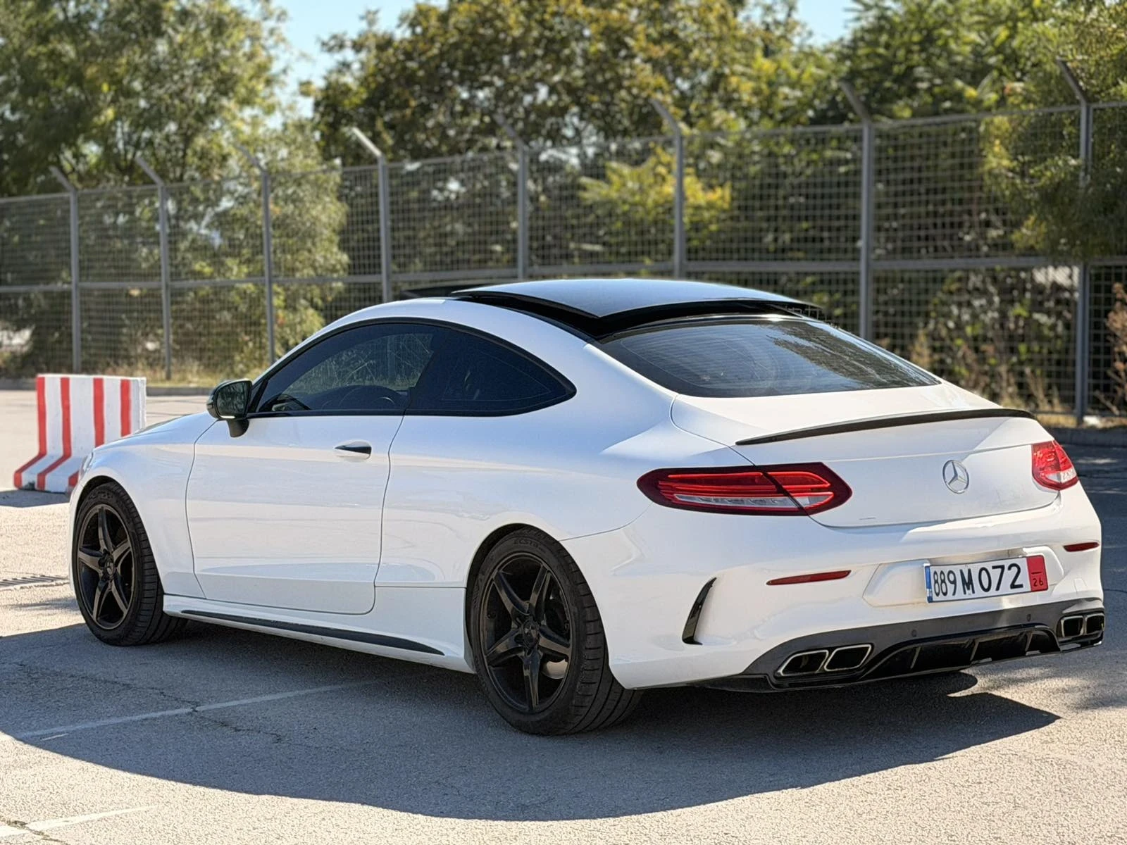 Mercedes-Benz C 300 C63 Package, снимка 4 - Автомобили и джипове - 56442841