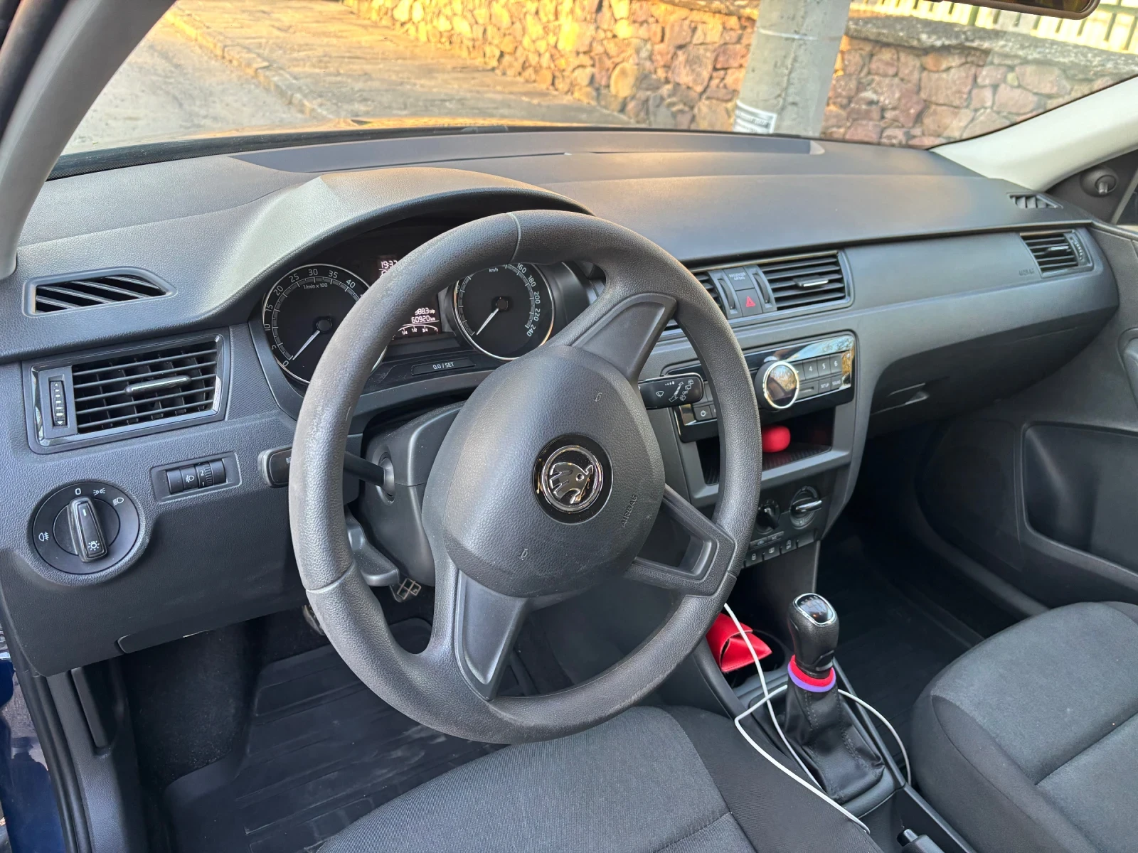 Skoda Rapid, снимка 9 - Автомобили и джипове - 56529788