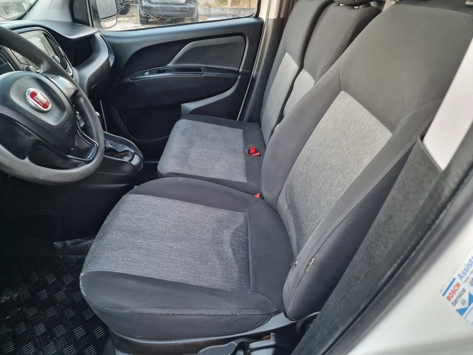 Fiat Doblo 1.6TDI MAXI PROFESIONAL, снимка 9 - Автомобили и джипове - 56615143