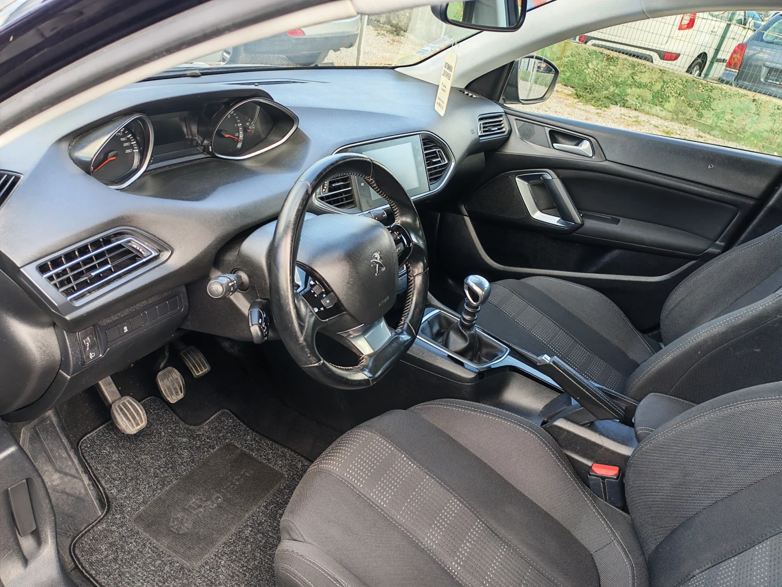 Peugeot 308 1.5 B-HDI, снимка 7 - Автомобили и джипове - 56647473
