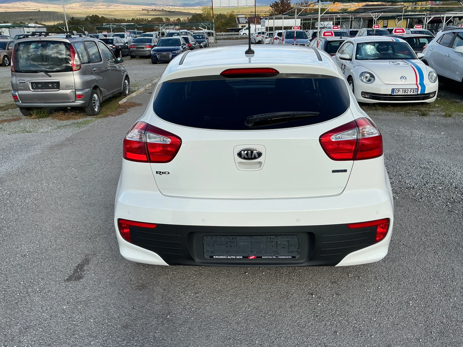 Kia Rio 1.1 CRDI, снимка 7 - Автомобили и джипове - 56709760