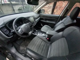 Mitsubishi Outlander 2.4SE 4X4 7МЕСТА БЕЗ ЩЕТИ, снимка 11